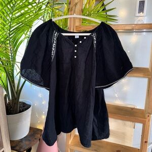 B&W SHORT SLEEVE SHIRT